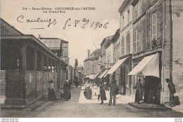 U3-79) COULONGES SUR L' AUTISE - DEUX - SEVRES - LA GRAND ' RUE -  ANIMATION  - HABITANTS - EN 1906 - ( 2 SCANS ) - Coulonges-sur-l'Autize
