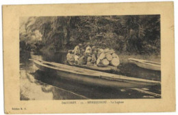 DAHOMEY MERIDJONOU LA LAGUNE PIROGUES 1930 CPA 2 SCANS - Dahomey
