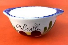 Bol à Oreilles Faïence à Décor Floral Salins-les-Bains Made In France  Prénom : Gabrielle - Otros & Sin Clasificación