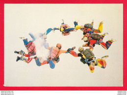 Sport-08P32 Parachutisme ""étoile Dans Les Nuages"", BE - Parachutespringen