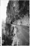 AMFP8-0493-38 - L'impressionnante Route Du Frou Dominant Les Gorges Du Guiers - VIF - Vif