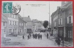 Aumont Aubrac - La Grande Rue - 48 Lozère - Aumont Aubrac