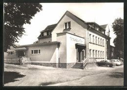 AK Colditz, Strassenpartie Mit Dem Gasthaus Handwerkerheim Waldhaus - Colditz
