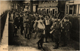 CPA PARIS Greve Chemins De Fer. Gare Montparnasse Troupes Génie (700414) - Streiks