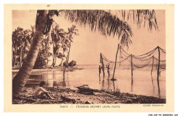 CAR_ACFP4-0337-TAHITI - Pécheurs Séchant Leurs Filets - Tahiti