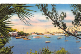 Bermuda Hamilton Harbour Red Hole Paget QTEV&BV Ships Boats Postcard - Hamilton