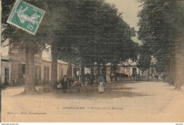 W1-33) GRADIGNAN - PLACE DE LA MAIRIE -  ANIMATION - HABITANTS - CARTE TOILEE COULEURS - Gradignan
