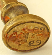 Cca XIX. Sz. Utolsó Harmada/XX. Sz. Eleje "K. I." Monogramos Kerek Pecsétnyomó Hosszú Szárral, A Monogram Felett 5 ágú N - Non Classés