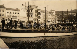 * T2/T3 Crikvenica, Cirkvenica; "PICKWICK" Gőzhajó A Kikötőben, üzletek, Automobilok / Steamship In The Port, Shops, Aut - Non Classificati