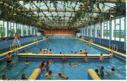 CLACTON - BUTLINS - THE INDOOR HEATED SWIMMING POOL   But19 - Clacton On Sea