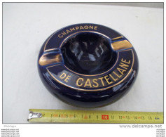 CENDRIER EN FAIENCE CHAMPAGNE  DE CASTELLANE    TB ETAT - Other & Unclassified