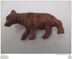 JOUET FIGURINE BON DUFOUR UN CHIEN OU  LOUP  EN COMPOSIT 9 Cm 5 - Jouets Anciens
