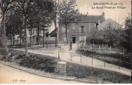 GRIGNON - Le Rond Point Du Village - Très Bon état - Grignon