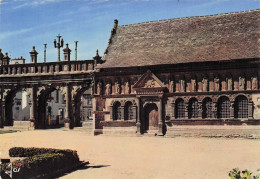 29 SIZUN L OSSUAIRE ET L ARC DE TRIOMPHE - Sizun