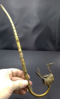 LARGA PIPA INDIA EN LATON - CON CAZOLETA EN FORMA DE PAJARO - RARA - Sonstige & Ohne Zuordnung
