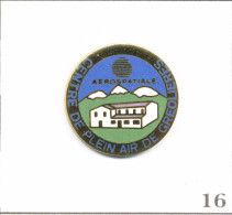 Pin's Espace - Aérospatiale / Centre Plein Air De Gréolières (06). Non Estampillé. EGF. T1078-16 - Ruimtevaart