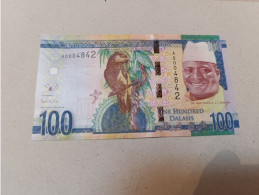 Billete Gambia 100 Dalasis Serie A0004842, Año 2015, UNC - Gambia
