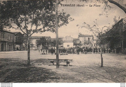 30) VERGEZE (GARD) LA PLACE - (ANIMEE - HABITANTS - 2 SCANS) - Vergèze
