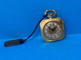 OROLOGIO DA TASCA MONACHINA NYSISE ORO PUNZONE 750 CARICA MANUALE FUNZIONANTE. - Other & Unclassified