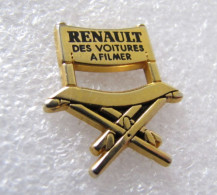 PIN'S   RENAULT  DES VOITURES A FILMER  ARTHUS BERTRAND - Renault