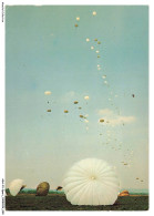 ASAP3-0211-SPORT - Parachutisme - Largages A Intervalles Transall C 160 - Parachutespringen