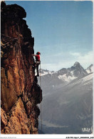 AJKP10-0977 - SPORT - ESCALADE - Bergsteigen