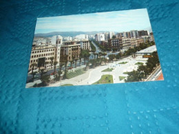 Almeria (Espagne) - Boulevard De Belen Et Avenue Del Generalfsimo - 68 - Editions  Arribas - Zaragoza - Année 1990 - - Almería