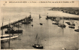 CPA BELLE-ISLE-en-MER - Le Palais - L'Entrée Du Port Vue Prise De (431566) - Palais