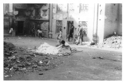 NEPAL KATMANDOU Tisseuse De Laine De Yak En 1984 Katmandhu Katmandu KATHMANDU N° 75 \MR8073 - Nepal