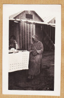 18942 / A Localiser Nord-Pas De Calais? Carte-Photo 1920s  Cabane De Plage N°71 Panneau Publicité CINZANO 2 Femmes - Nord-Pas-de-Calais