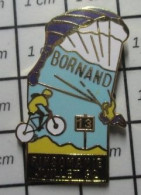 816b Pin's Pins / Beau Et Rare / SPORTS / 4 PIN'S FORMANT PUZZLE LE GRAND BORNAND PARACHUTE MONTGOLFIERE PINSOMANIE ATHL - Parachutting