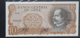 Chile.   10 Escudos. . Pick 143 - Cile