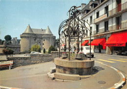 Delcampe - Hennebont Voitures Citroën Dyane - Hennebont