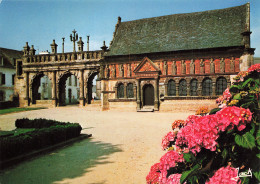 29 SIZUN LA PORTE MONUMENTALE ET LA CHAPELLE - Sizun