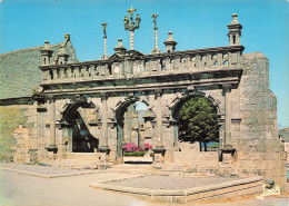 29 SIZUN LA PORTE MONUMENTALE - Sizun