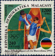 Madagascar (Rep) Poste Obl Yv:1067 Jeux Olympiques Barcelone Canoë (cachet Rond) - Canoe