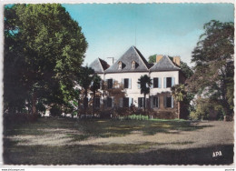 B12-32) NOGARO EN ARMAGNAC - GERS - CHATEAU  D ' IZAUTE  - EN  1963 - ( 2 SCANS ) - Nogaro