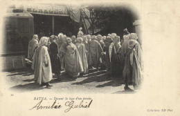 BATNA Devant La Loge D'un Forain RV - Batna