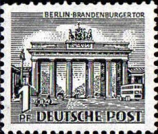 Berlin Poste N** Yv: 28 Mi:42 Berlin Brandenburger Tor - Monuments