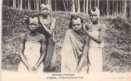 Rwanda - Hairdressing Of Young Girls - Publ. Missions D'Afrique - Rwanda