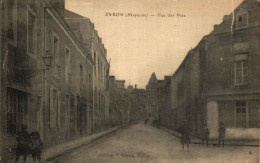 EVRON RUE DES PRES - Evron