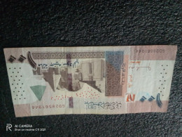 SUDAN--  100   POUNDS        -UNC- - Sudan