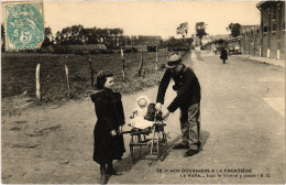 PC CUSTOMS NOS DOUANIERS A LA FRONTIERE VISITE TOUT LE MONDE Y PASSE (a45199) - Customs