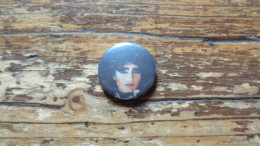 REF PC8 : Badge Vintage Année 80 Rock Pop Punk Metal Siouxie - Other Products