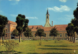 78 LE MESNIL SAINT DENIS MONASTERE PETIT MOUSSEAU - Le Mesnil Saint Denis