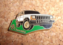 Pin's Jeep Cherokee - 4x4 - Tout-terrain - Arthus Bertrand - SUV - Autres & Non Classés