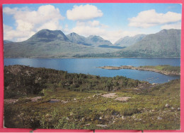 Visuel Pas Très Courant - Ecosse - Beinn Alligin And Liathach Across Upper Loch Torridon - Ross & Cromarty