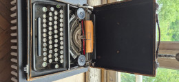 MACHINE A ÉCRIRE  VINTAGE  JAPY MODELE 9 JF 1933 - Altri & Non Classificati