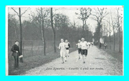 A905 / 235 ATHLÃ?TISME Les SPORTS Course Ã  Pied Sur Route - Atletiek
