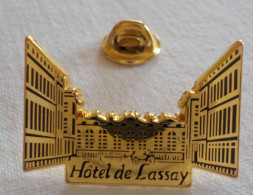 PINS PIN HOTEL DE LASSAY Assemblée Nationale Paris Arthus Bertrand - Arthus Bertrand